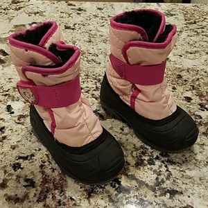 Kamik girls snow boots size 7